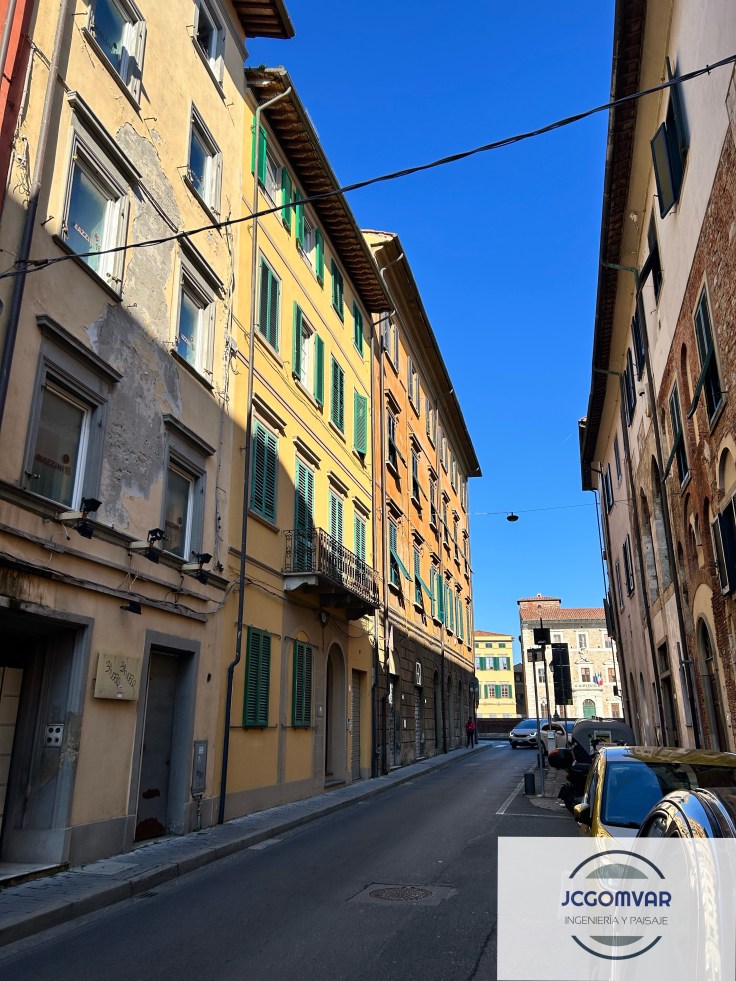 Vista de una calle de Pisa. Foto: Juan Carlos Gómez Vargas (@jcgomvar)